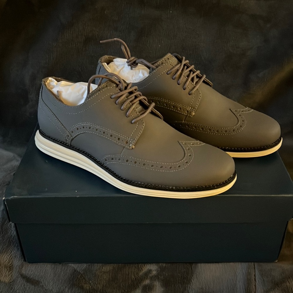 Men’s Cole Haan Original Grand Wingtips size 7
